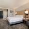 DoubleTree by Hilton Canton Downtown - كانتون