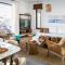 Chris Le Mare Gold Luxury Villa