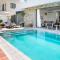 Chris Le Mare Gold Luxury Villa