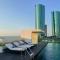 Cloud9 Waterfront Luxury Condo - Manama