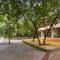 LohonoStays Villa Athini