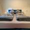 4YOUnic Glonn1 * Boxspring * Jacuzzi * Netflix*65“