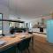 4YOUnic Glonn1 * Boxspring * Jacuzzi * Netflix*65“