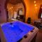 Relax nella jacuzzi in Toscana