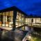Villa Obsidian, with staff, sea view and walk to Choeng Mon beach - Choeng Mon Beach