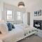 Lodge Living by Lawsons with Parking