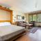 8858 The Springs Condo