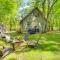 Deck, Fire Pit and Pool Access Pennsylvania Home!