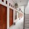RedDoorz Syariah near Jatisampurna Hospital