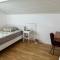 Lichtdurchflutete 90 m2 drei Zimmer Duplexwohnung in Altperlach - ميونخ