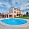 Beautiful Casa Silvano with swimming pool - Bale
