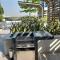 Vogue Al Wasl 1 Residence West 13th Floor with Large Balcony for view of Sheikh Zaid Road and One Za'abeel Tower and Burj Khalifa, Walkable to Metro with Easy Access to Sheikh Zayed Road & Dubai World Trade Centre - Dubaj