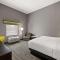 Hampton Inn & Suites Poughkeepsie - Spackenkill