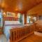 Log Cabin Stunning Mountain Views on 12 Acres - Candler