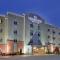 Candlewood Suites Kansas City Northeast by IHG