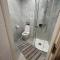 En-suite Double Room - Private Entrance & Free Parking