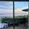 Deluxe Sunrise Sky Terrasse 2 Bedroom Design Apartment & Fantastic Lake View