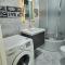 Modern Apartment in Sheraton Heliopolis, 5 minutes from Cairo Airport عمارة مطعم دجاج كنساس - El Cairo
