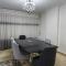 Modern Apartment in Sheraton Heliopolis, 5 minutes from Cairo Airport عمارة مطعم دجاج كنساس - El Cairo