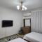 Modern Apartment in Sheraton Heliopolis, 5 minutes from Cairo Airport عمارة مطعم دجاج كنساس - El Cairo