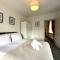 Stylish 3Bed apartment with FREE PARKING