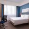 Hampton By Hilton Astana Triumphal Arch