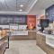 Hampton Inn & Suites Keene - Keene