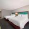 Hampton Inn by Hilton Detroit Southfield