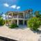 Beachfront Villa Island Pearl Gold Standard Certified - Caye Caulker