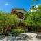 Beachfront Villa Island Pearl Gold Standard Certified - Caye Caulker