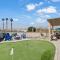 Desert Isle Walk to Stadium Course MTN Views