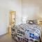 Cedarbrook Queen Suite 203