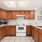 2 Bed 2 Bath Condo by Beach with Resort Pool - جنوب جزيرة بادري