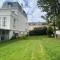 Comfortable holiday apartment on the 2nd floor of an elegant manor house - Coutances