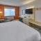 Holiday Inn Express Hotel & Suites Medford-Central Point, an IHG Hotel - Сентрал Пойнт