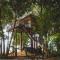Tree House Bungalows - Ostrov Koh Rong