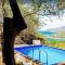 Villetta with heated pool and panoramic view