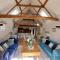 Luxury Victorian Hayloft barn self contained - South Witham