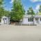 Entire 2 Bedroom Pet Friendly Cottage Home