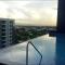 2 BR Kingston Lux Apt with pool