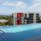 2 BR Kingston Lux Apt with pool