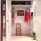Central 2BR with balconies and art in historical university area