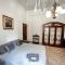 Sunny & Spacious apartment Palermo Center