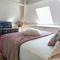 Stylish Guesthouse with 2 Free E-bikes - near Breda! - 埃滕-勒尔