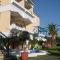 Paradise Hotel