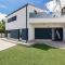 VILLA VERONIQ z bazenom & jacuzzi