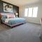 Beautiful 3 King Beds,Garage,Airport,Disney+