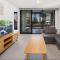 Embark Luxe 2BR 2Bath Apartment in Lynham 1 Secure Carpark Wifi Canberra - كانبرا