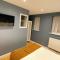 Apartment & Rooms in London