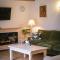 Cowdray Holiday Cottages